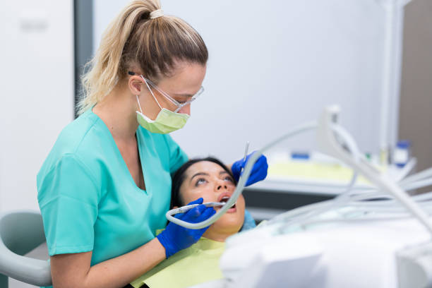 Best Emergency Tooth Extraction in Constantine, MI
